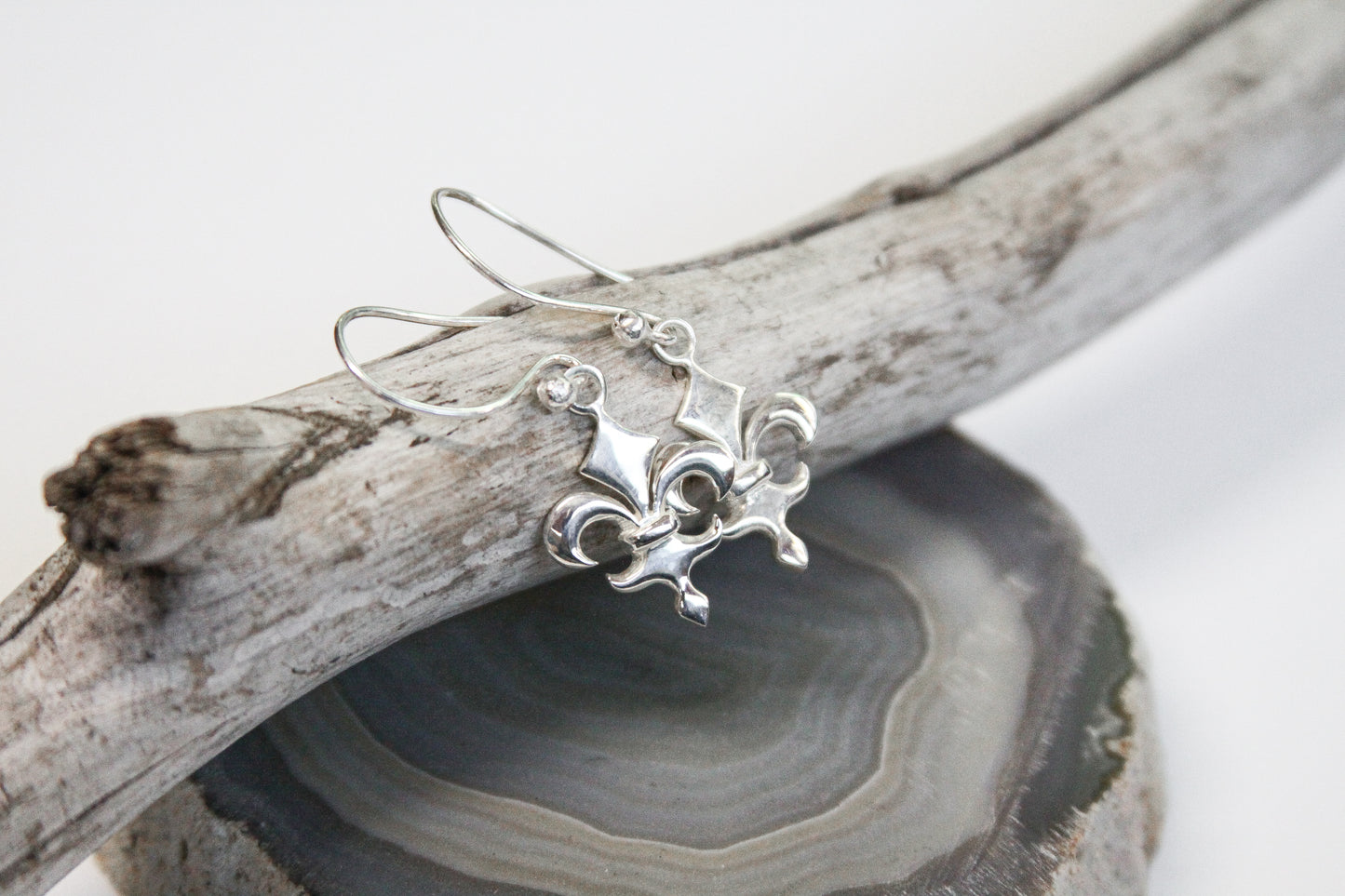 .925 Sterling Silver Fleur de lis Earrings