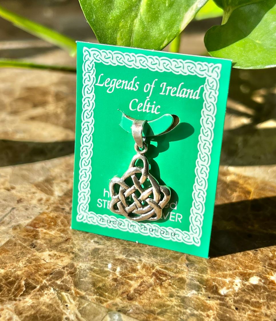 .925 Sterling Silver Celtic Knot Pendant
