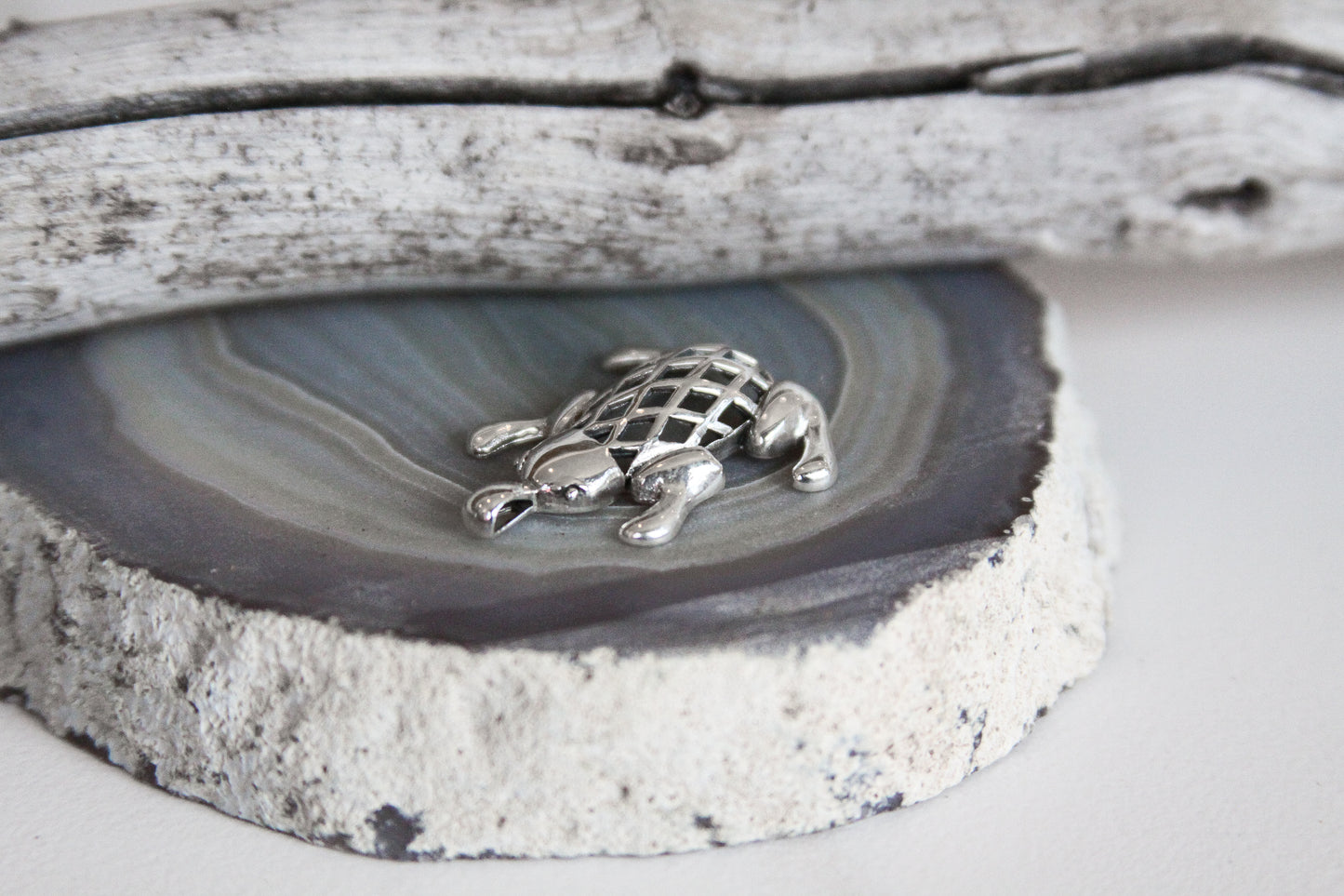 .925 Sterling Silver Diamond Pattern Frog Pendant