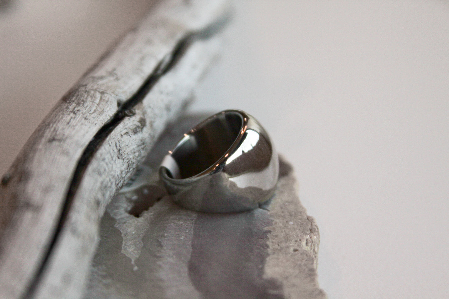 Dome-Shaped Stainless Steel Ring