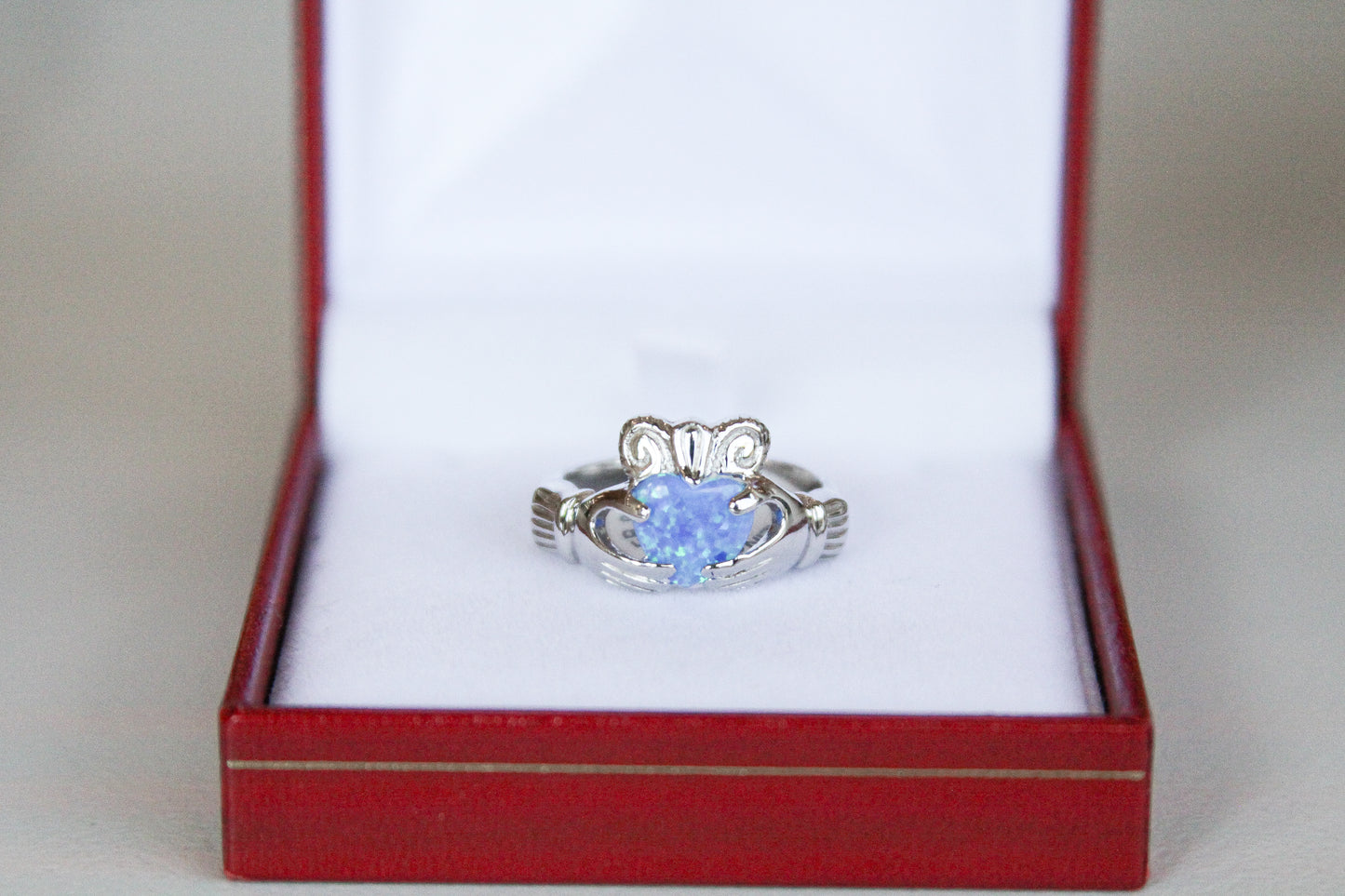 .925 Sterling Silver Claddagh Ring (Blue, White) Size 8