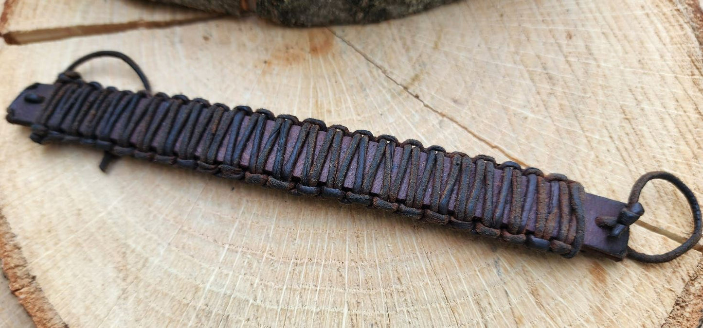 Handcrafted Leather Tie-Knot Bracelet