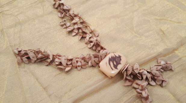 Natural Nutseed Tagua Necklace